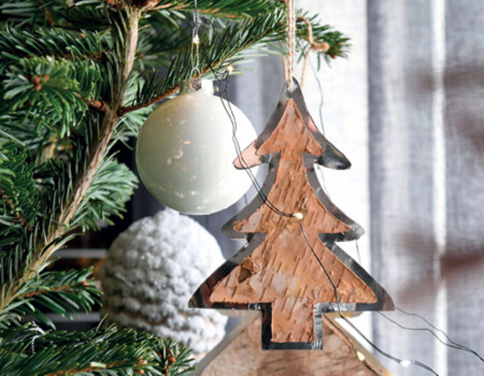 décoration sapin en bois