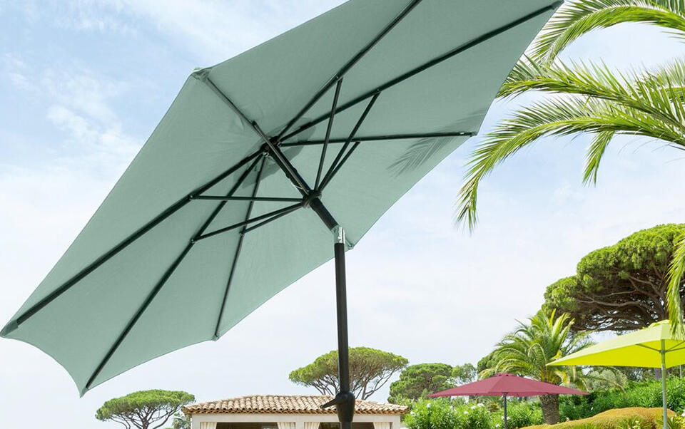 parasol vert d'eau inclinable
