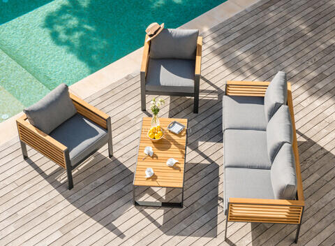 Salon de jardin en bois