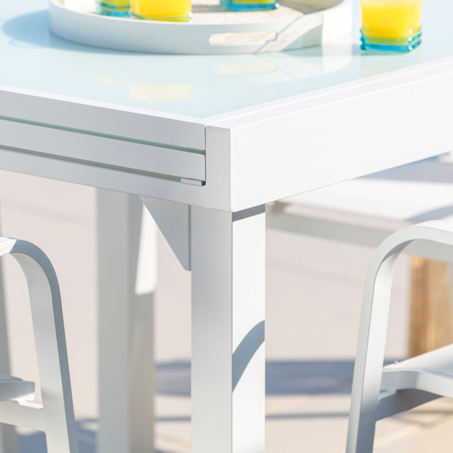Table de jardin extensible 8 places en verre Murano (180 x 90 cm) - Blanche 5