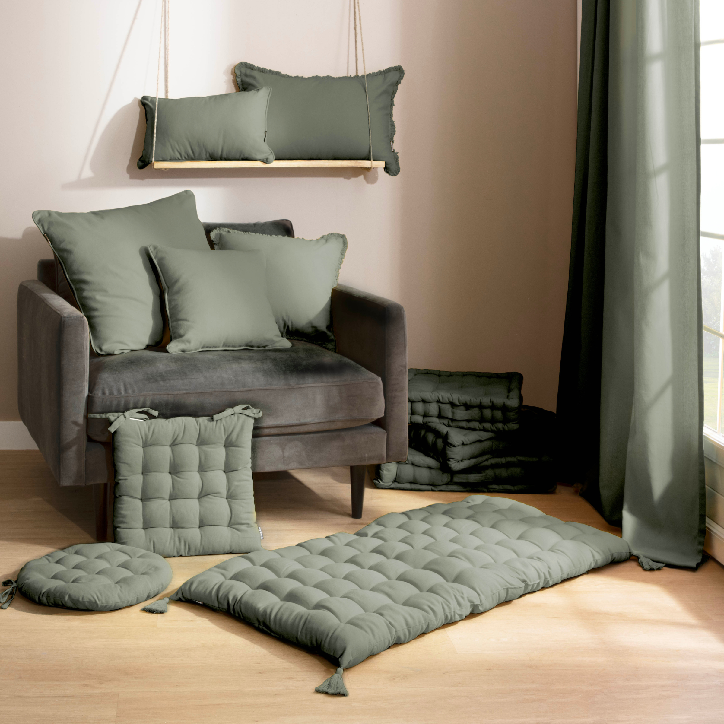 Coussin carré coton (45 x 45 cm) Pixel franges Vert kaki