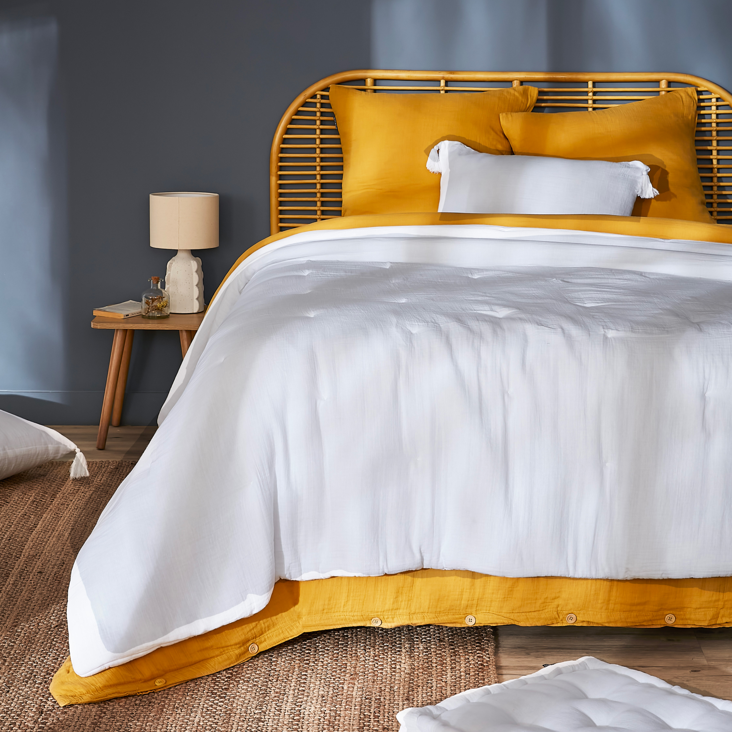 EM -  couvre lit  240 x 220 cm Gaze de coton unie GAìA Chantilly