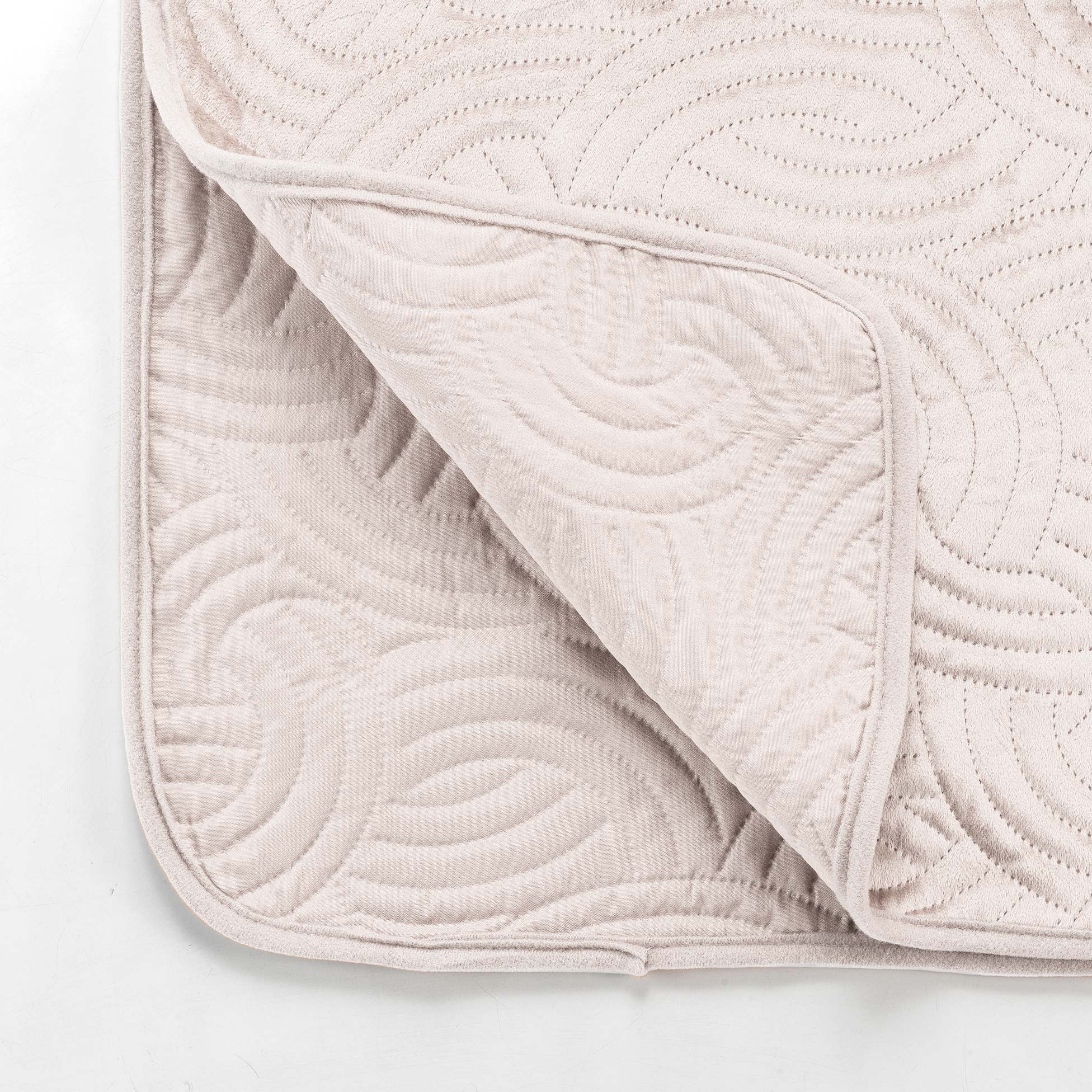 Couvre-lit matelassé et taies d'oreiller velours (240 x 220 cm) Solange Ecru