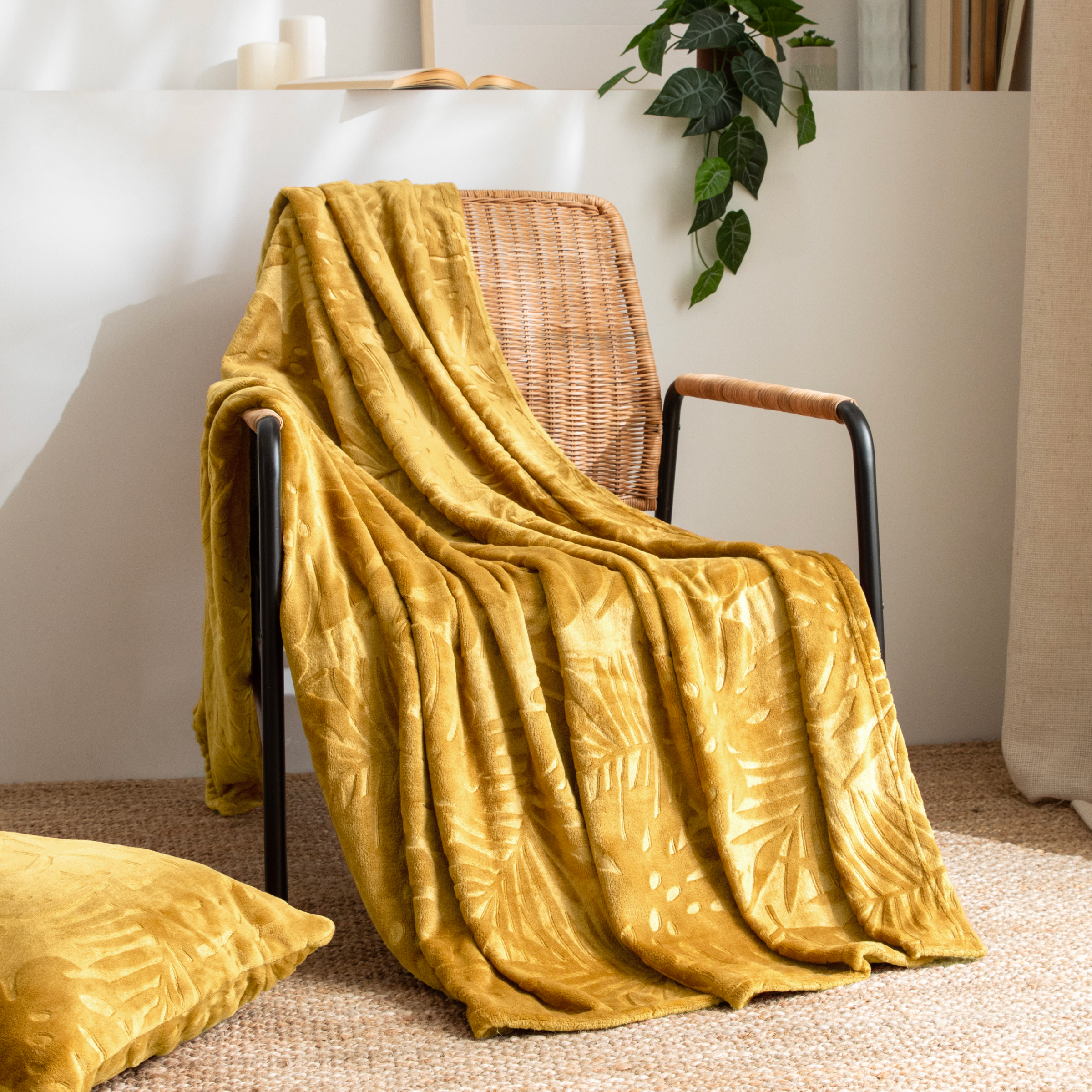 Plaid doux flanelle (130 x 180 cm) Flore Jaune moutarde