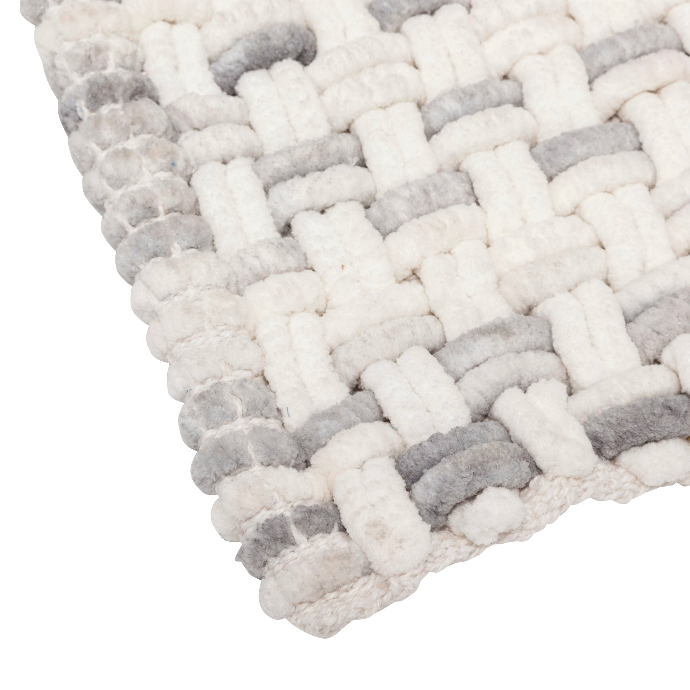 TAPIS COTON TRESSE GRIS 50X75 L. 75 x P. 50 x H. 2 cm