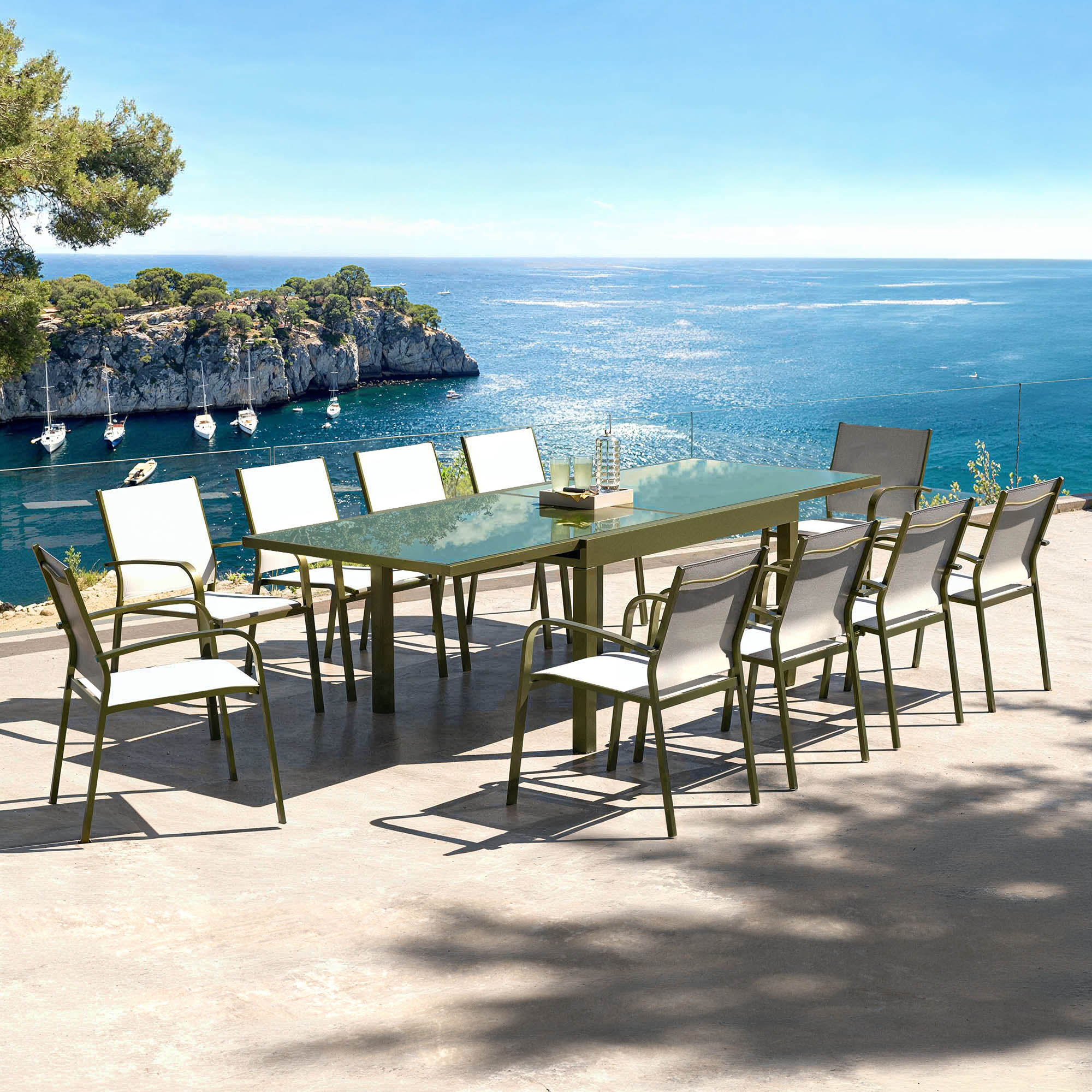 Table de jardin extensible en verre 10 places (135/270 x 90 cm) Murano Vert
